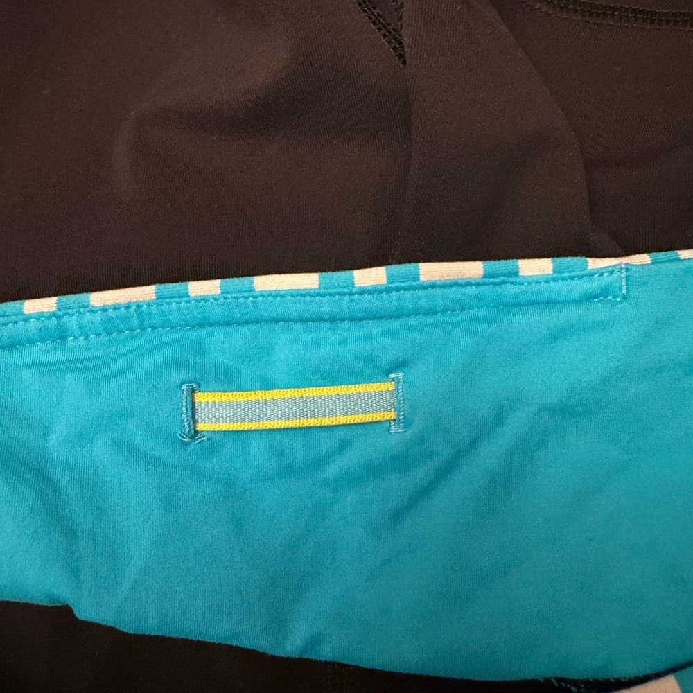 lululemon athletica Run fast track Shorts - Picture 4 of 9